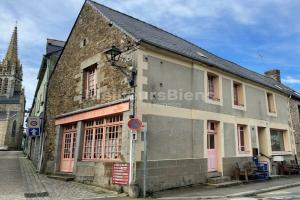 Picture of listing #328776228. House for sale in Bazouges-la-Pérouse