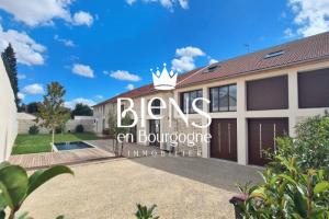 Picture of listing #328779696. House for sale in Beaune