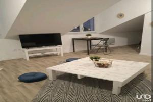 Picture of listing #328787919. Appartment for sale in Longjumeau