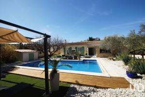 Picture of listing #328796862. House for sale in Roaix