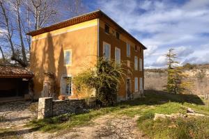 Picture of listing #328798410. House for sale in La Roque-sur-Pernes