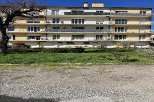 Picture of listing #328800765. Appartment for sale in Millau