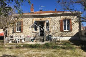 Picture of listing #328804602. House for sale in Arles