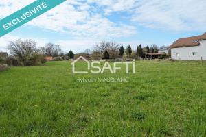 Picture of listing #328805018. Land for sale in Bletterans