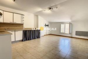 Picture of listing #328807233. Appartment for sale in Trets