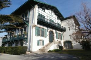 Picture of listing #328811931. Appartment for sale in Biarritz