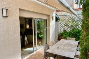 Picture of listing #328824915. Appartment for sale in Biarritz