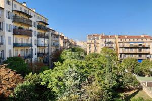 Picture of listing #328838428. Appartment for sale in Marseille