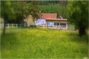 Thumbnail of property #328840106. Click for details