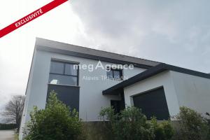 Picture of listing #328861821. House for sale in Trélévern