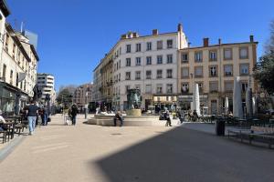 Picture of listing #328864472. Appartment for sale in Lyon