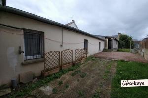 Thumbnail of property #328865410. Click for details
