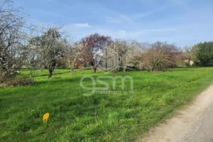 Picture of listing #328882220. Land for sale in Athée-sur-Cher