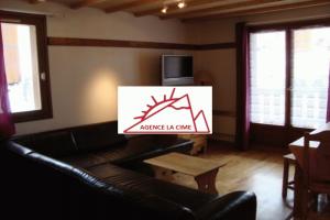 Picture of listing #328882250. Appartment for sale in Val Thorens