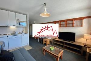 Picture of listing #328882253. Appartment for sale in Val Thorens