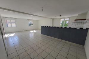 Thumbnail of property #328882569. Click for details