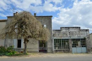 Picture of listing #328887083. House for sale in Duras
