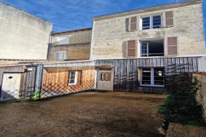 Picture of listing #328888725. Appartment for sale in Niort