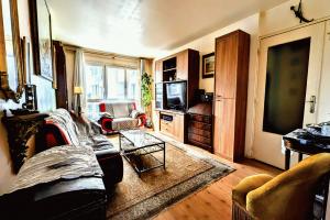 Picture of listing #328898839. Appartment for sale in Saint-Denis