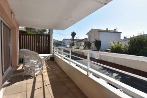Picture of listing #328899834. Appartment for sale in Royan