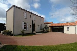 Picture of listing #328900040. House for sale in La Roche-sur-Yon