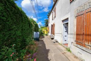 Picture of listing #328907967. House for sale in Sancergues