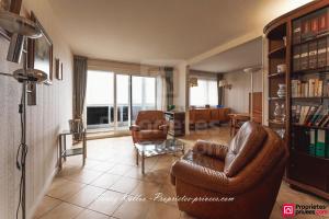 Picture of listing #328938373. Appartment for sale in Ris-Orangis