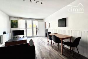 Picture of listing #328961064. Appartment for sale in Chantilly