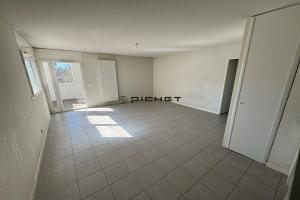 Picture of listing #328993459. Appartment for sale in Bègles