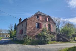 Picture of listing #329001231. House for sale in Saint-Pantaléon-de-Larche
