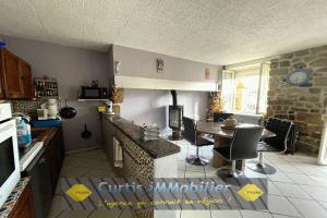 Picture of listing #329005293. House for sale in Saint-Pal-de-Mons