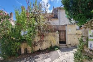 Photo de l'annonce nº 329011223. Maison à vendre sur Montcuq-en-Quercy-Blanc