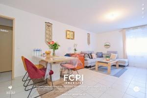 Picture of listing #329012869. Appartment for sale in Marseille