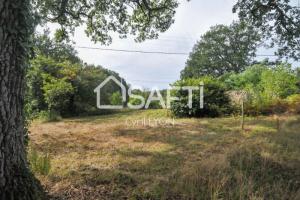 Picture of listing #329022627. Land for sale in Saumur