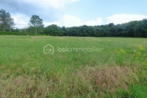 Picture of listing #329024715. Land for sale in Gourdon