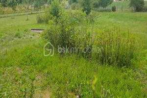 Picture of listing #329025143. Land for sale in Fismes