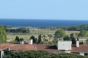 Picture of listing #329026140. Appartment for sale in Fréjus