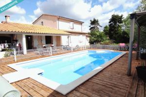 Picture of listing #329027079. House for sale in Pompignac