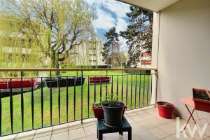 Picture of listing #329035401. Appartment for sale in Noisy-le-Roi