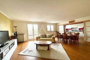 Picture of listing #329053519. Appartment for sale in Saint-Maurice