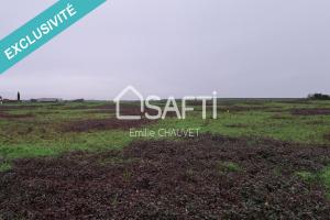 Picture of listing #329053550. Land for sale in Niort