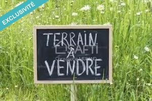 Photo de l'annonce nº 329054760. Terrain à vendre sur La Celle-Saint-Avant