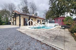 Picture of listing #329054817. House for sale in Parentis-en-Born