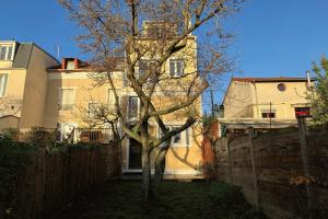 Picture of listing #329058610. House for sale in Bagnolet