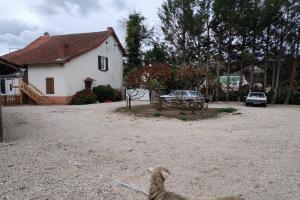 Picture of listing #329059150. House for sale in Saint-Bonnet-en-Bresse