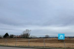 Picture of listing #329059959. Land for sale in Pfulgriesheim