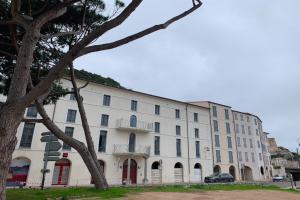 Picture of listing #329061392. Appartment for sale in Bonifacio