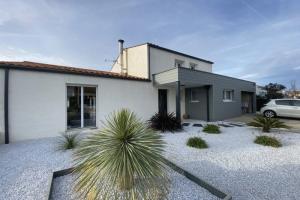 Picture of listing #329063043. House for sale in Château-d'Olonne