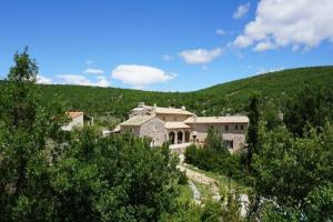 Picture of listing #329068096. House for sale in Simiane-la-Rotonde