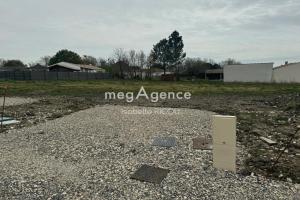 Thumbnail of property #329070192. Click for details